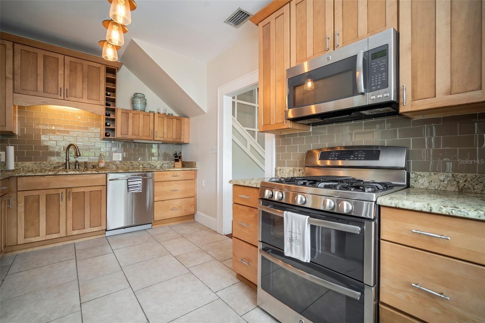 IDLEWILD ON THE HILLSBOROUGH - Residential