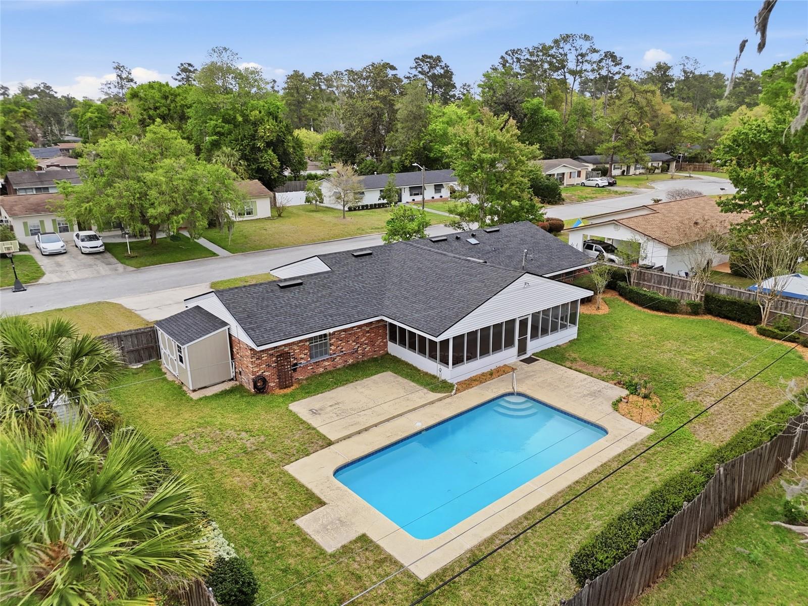 RENEWOOD - Residential