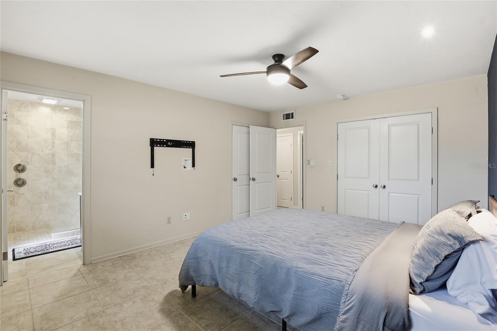 RENEWOOD - Residential