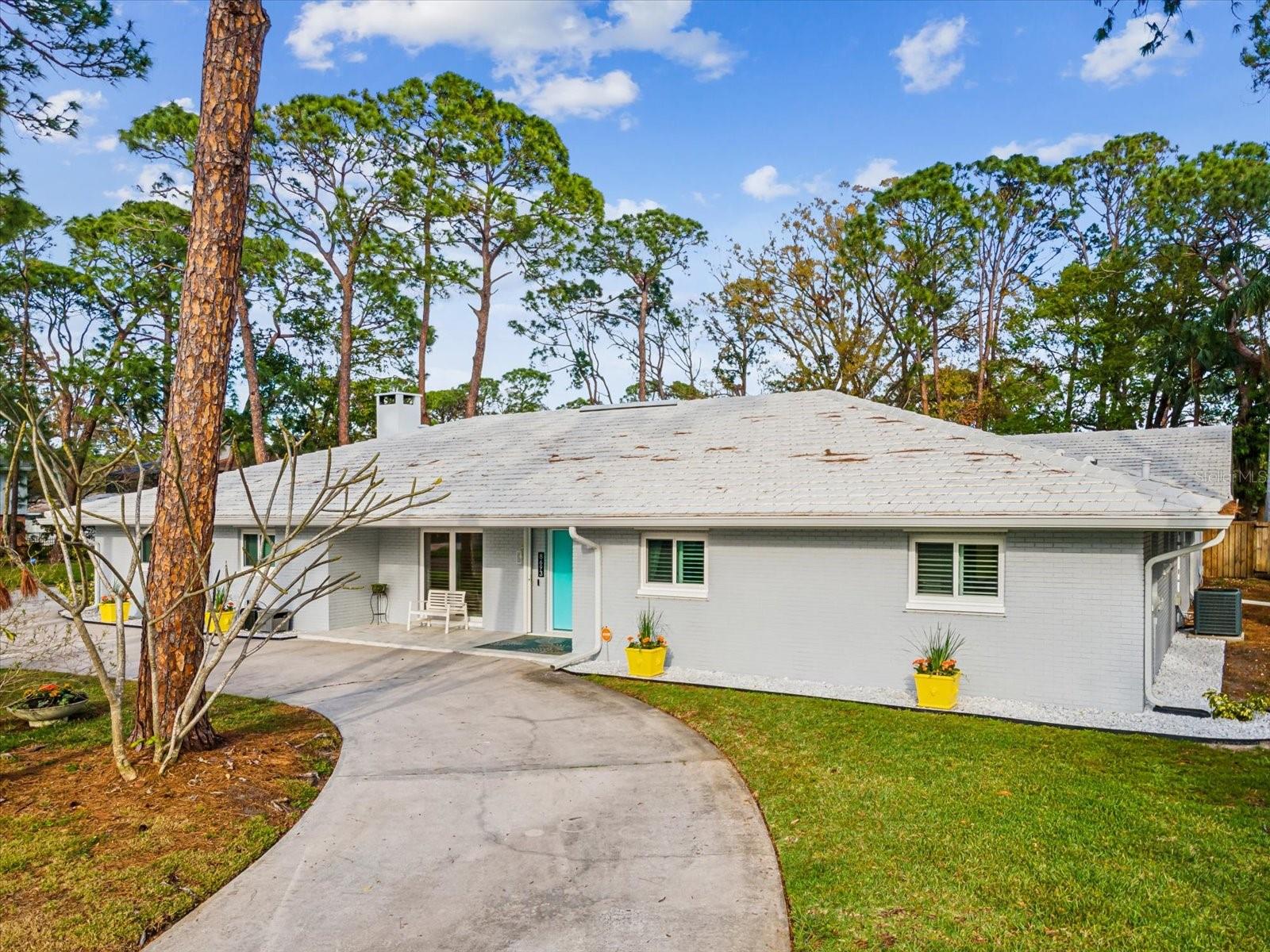 8693 15TH STREET N