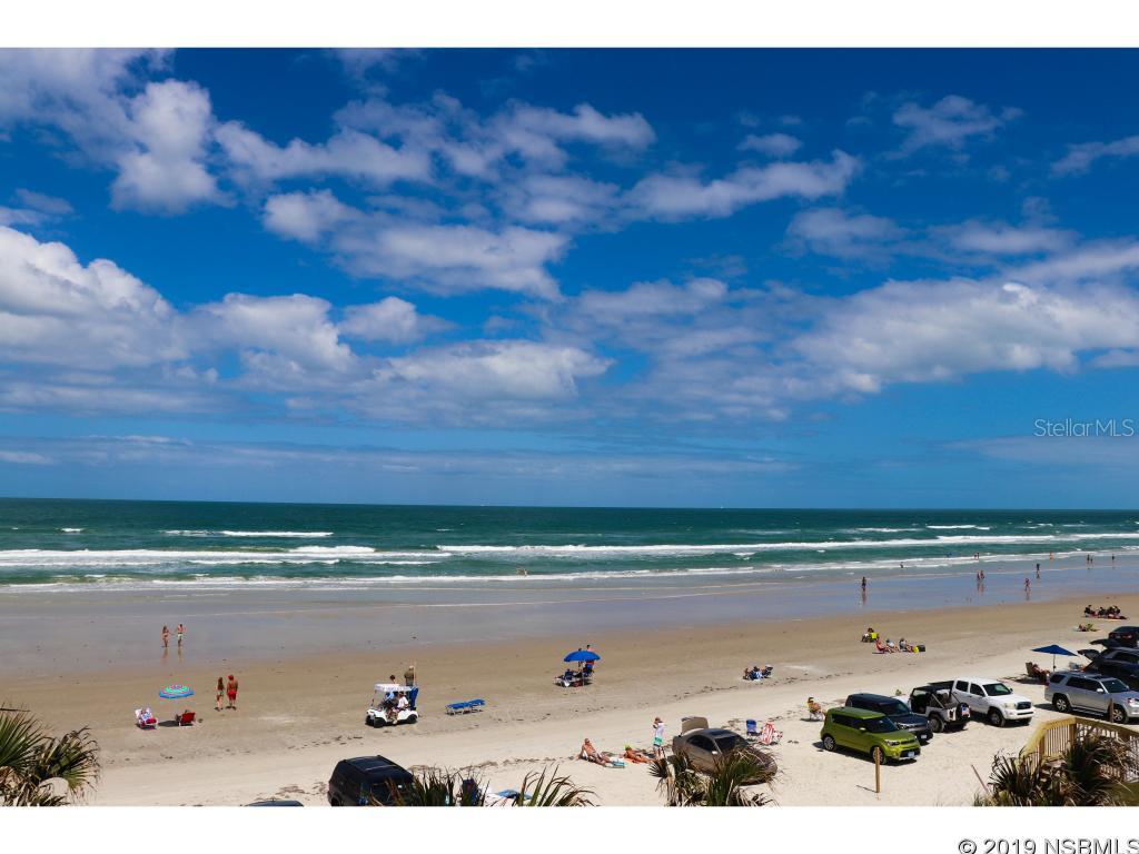 Win San Club Condo - Residential