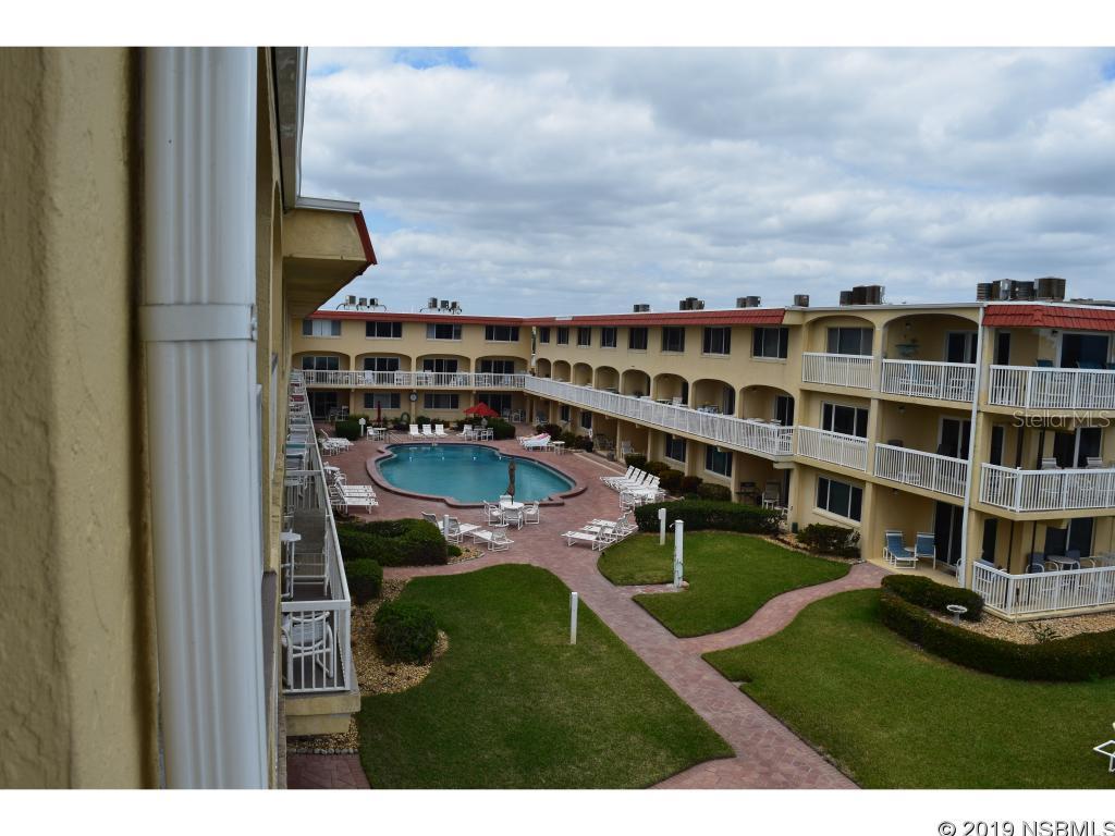 Win San Club Condo - Residential