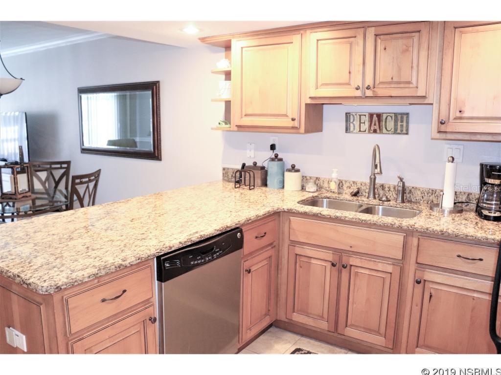 Win San Club Condo - Residential