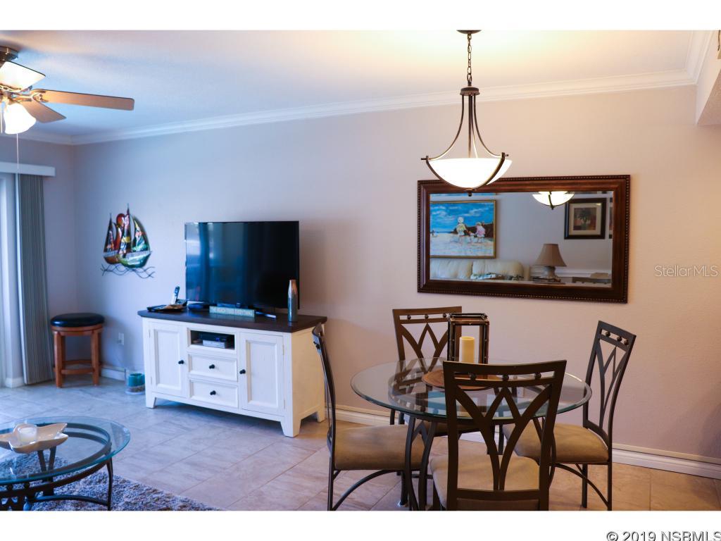 Win San Club Condo - Residential