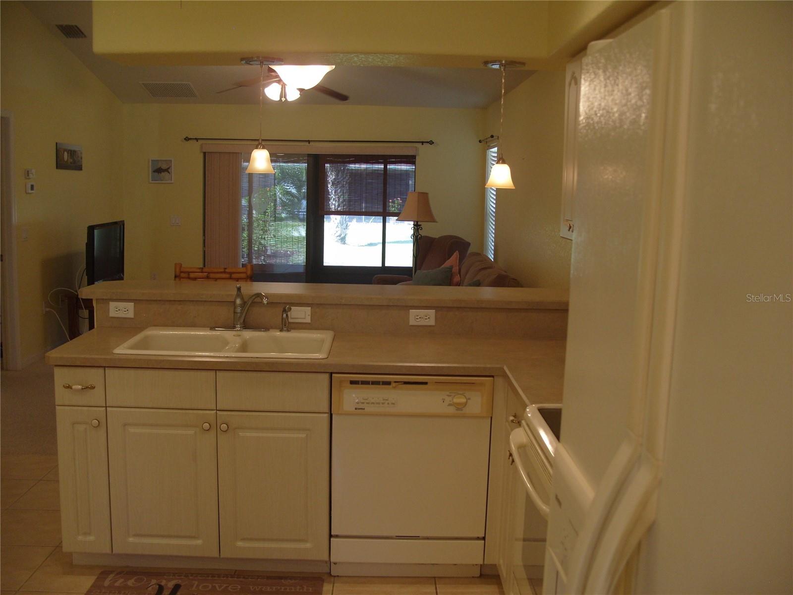 EL SOMBRERO VILLAGE - Residential