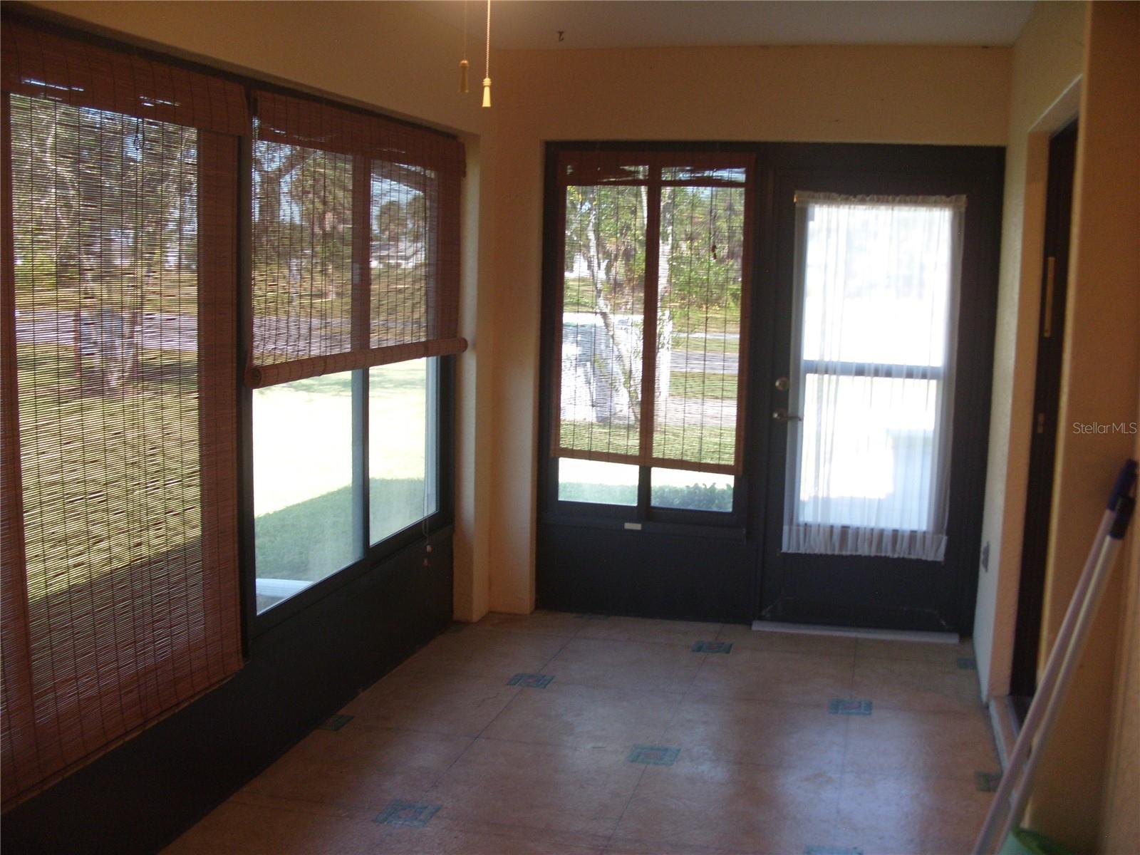 EL SOMBRERO VILLAGE - Residential