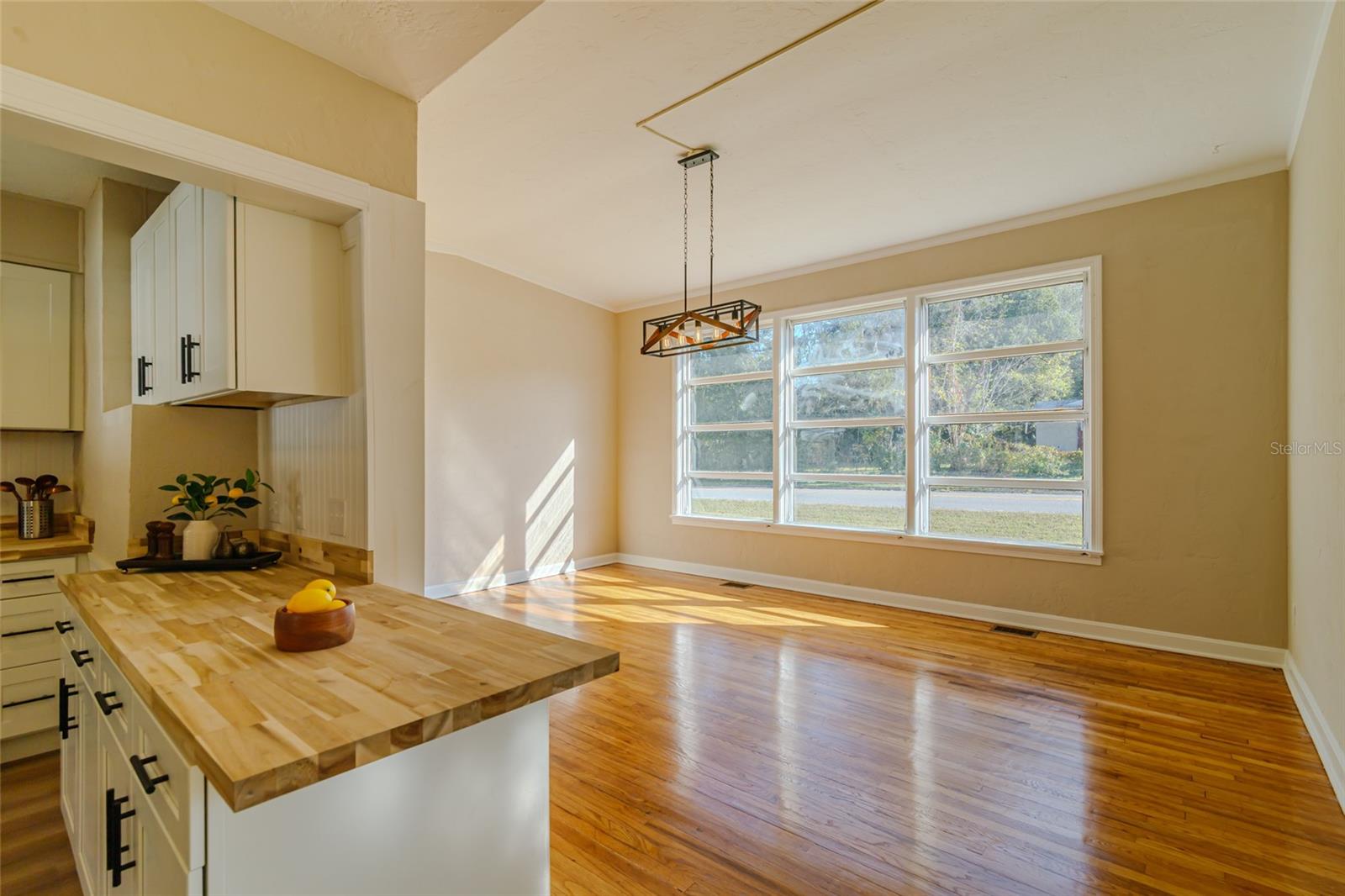 WYOMINA CREST - Residential