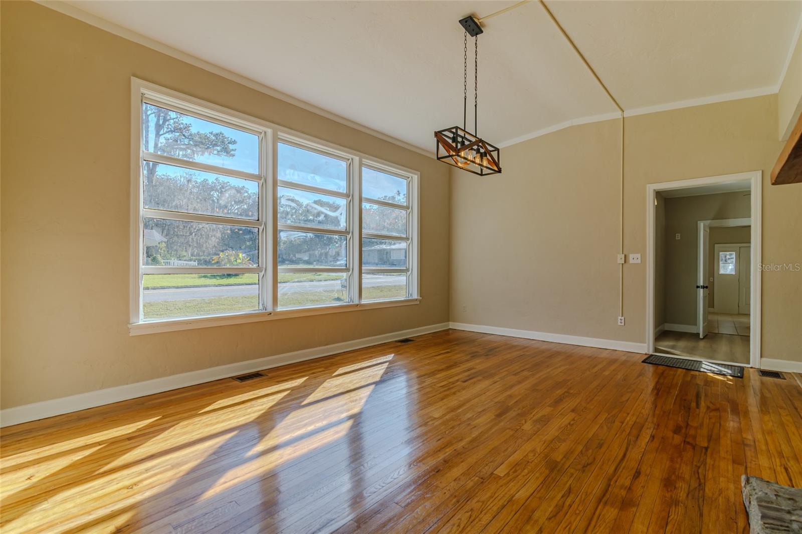 WYOMINA CREST - Residential