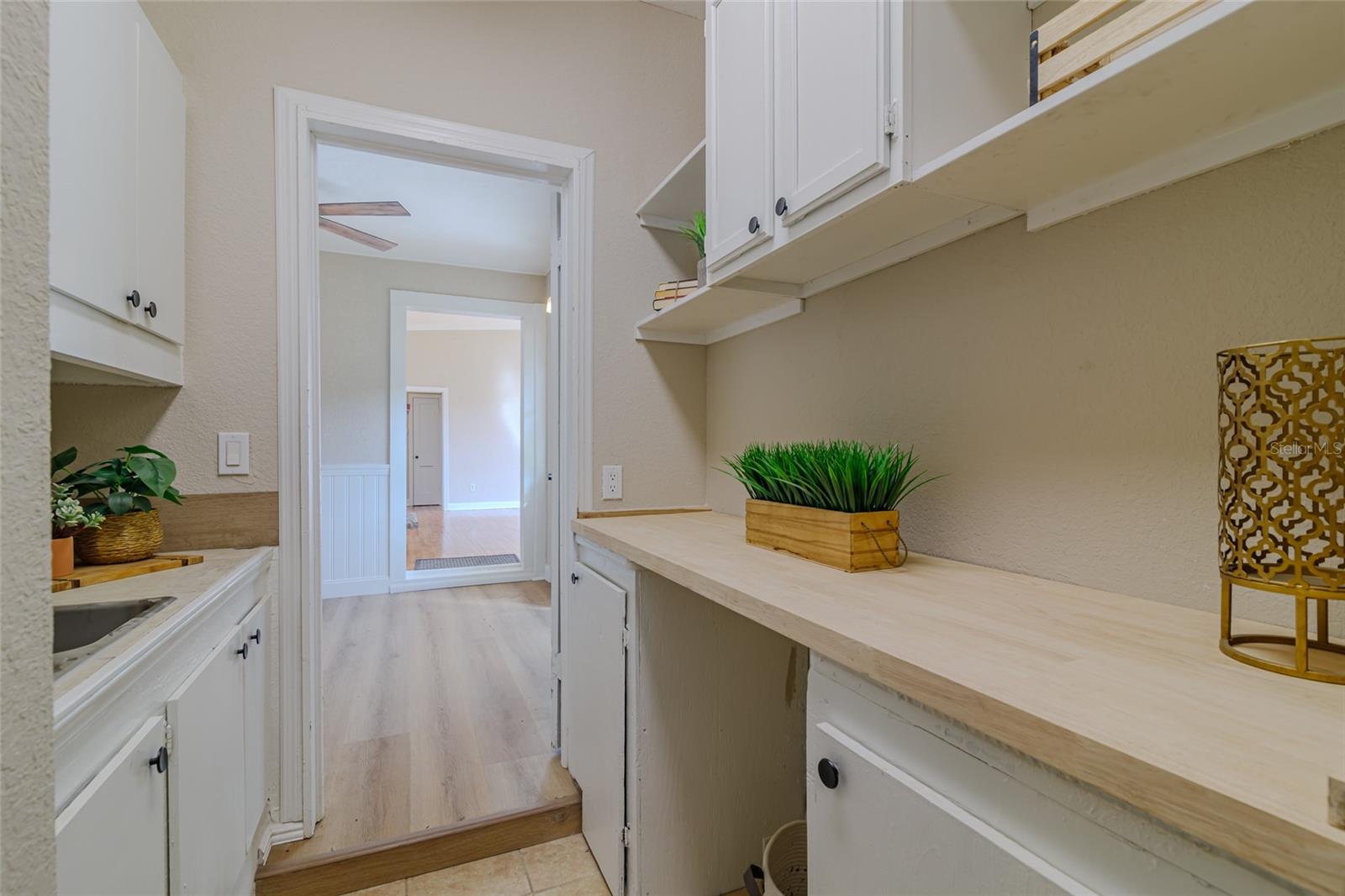 WYOMINA CREST - Residential