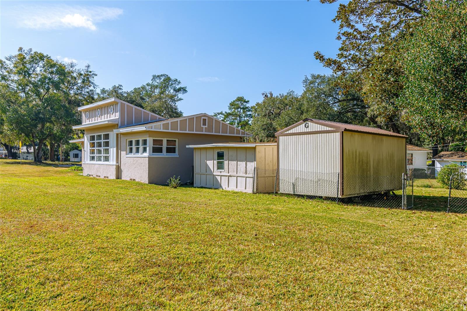 WYOMINA CREST - Residential