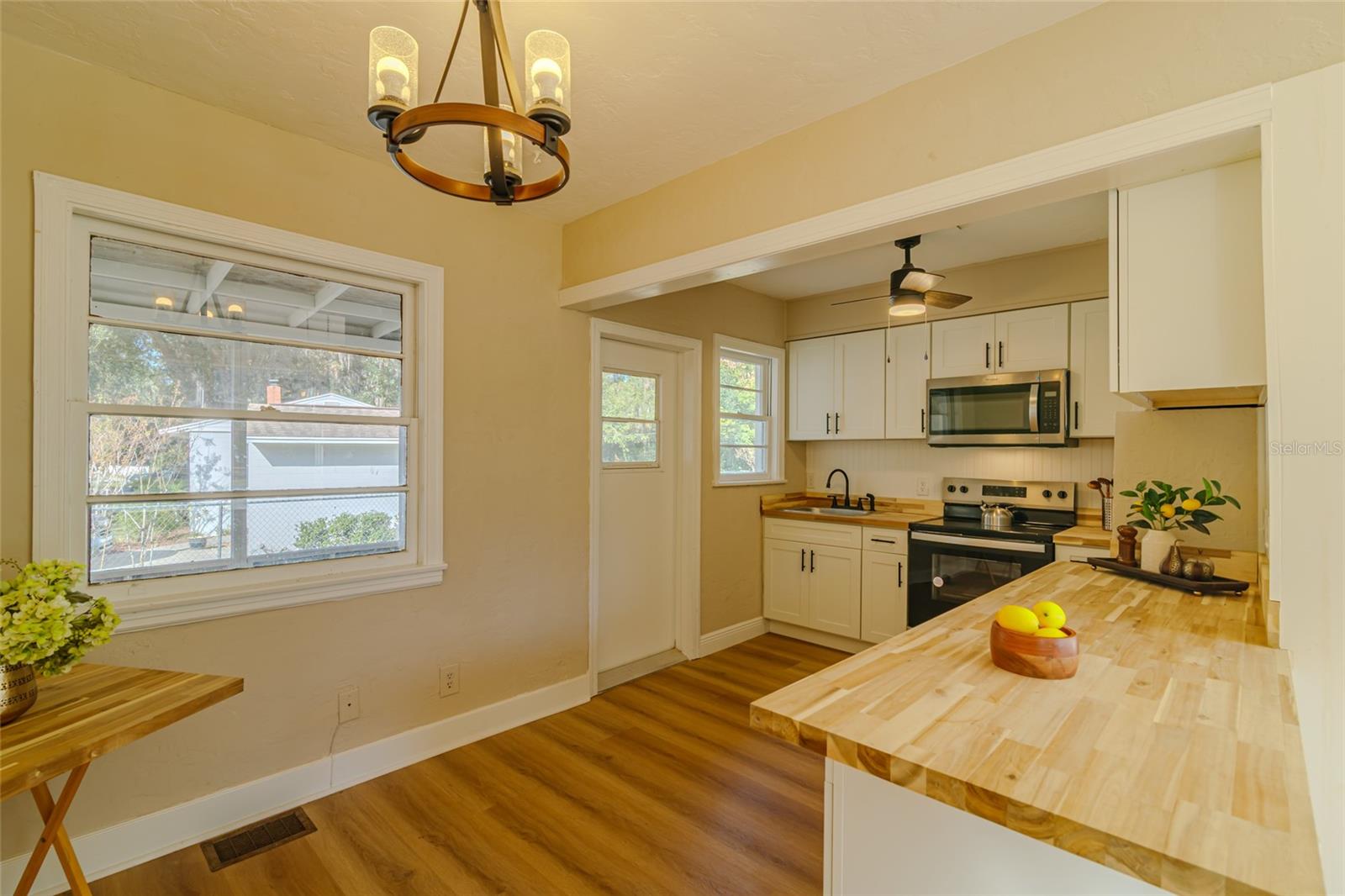 WYOMINA CREST - Residential