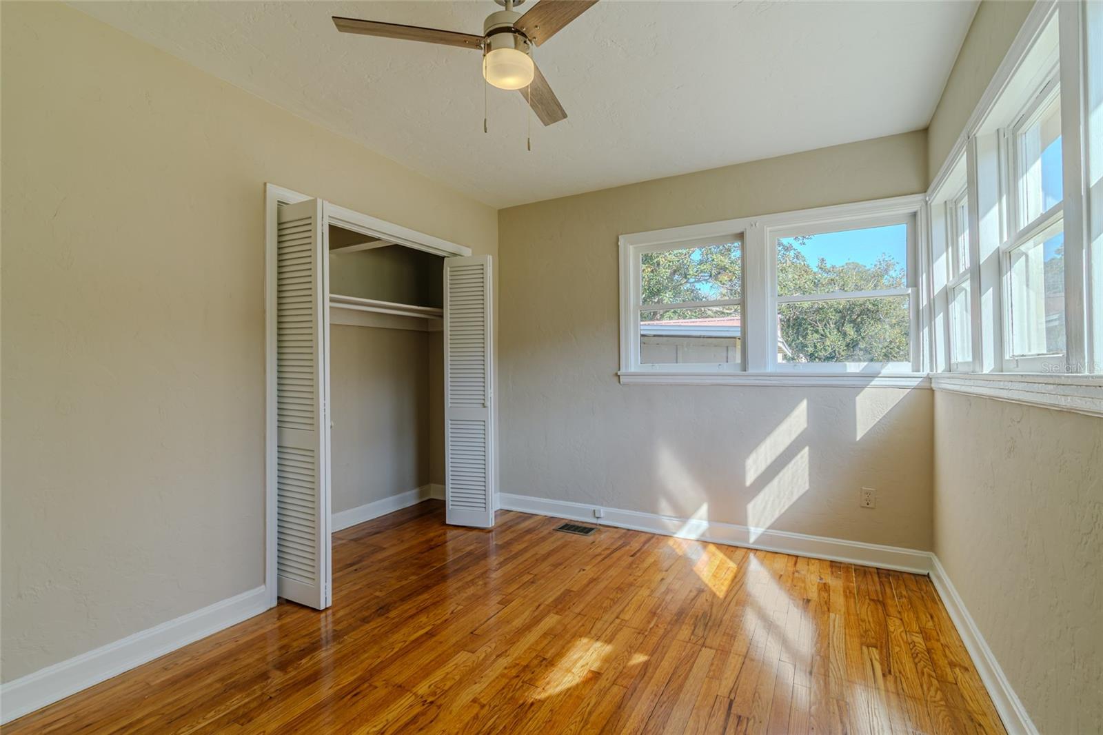 WYOMINA CREST - Residential