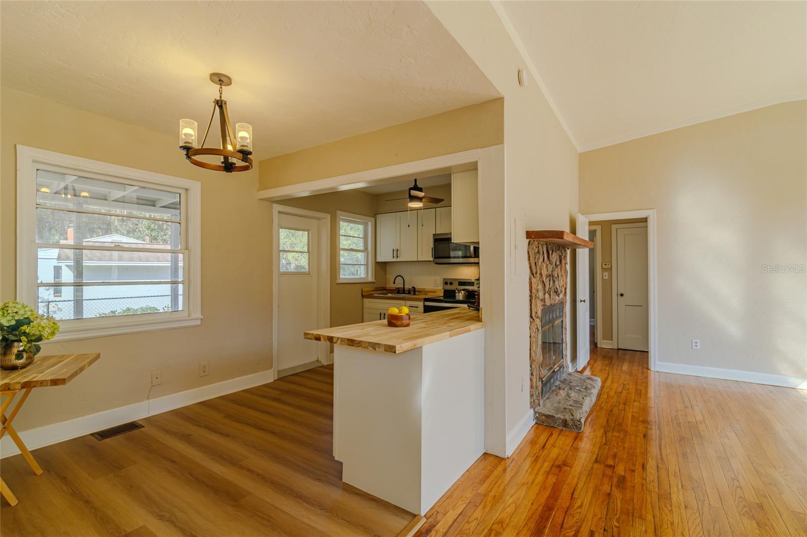 WYOMINA CREST - Residential