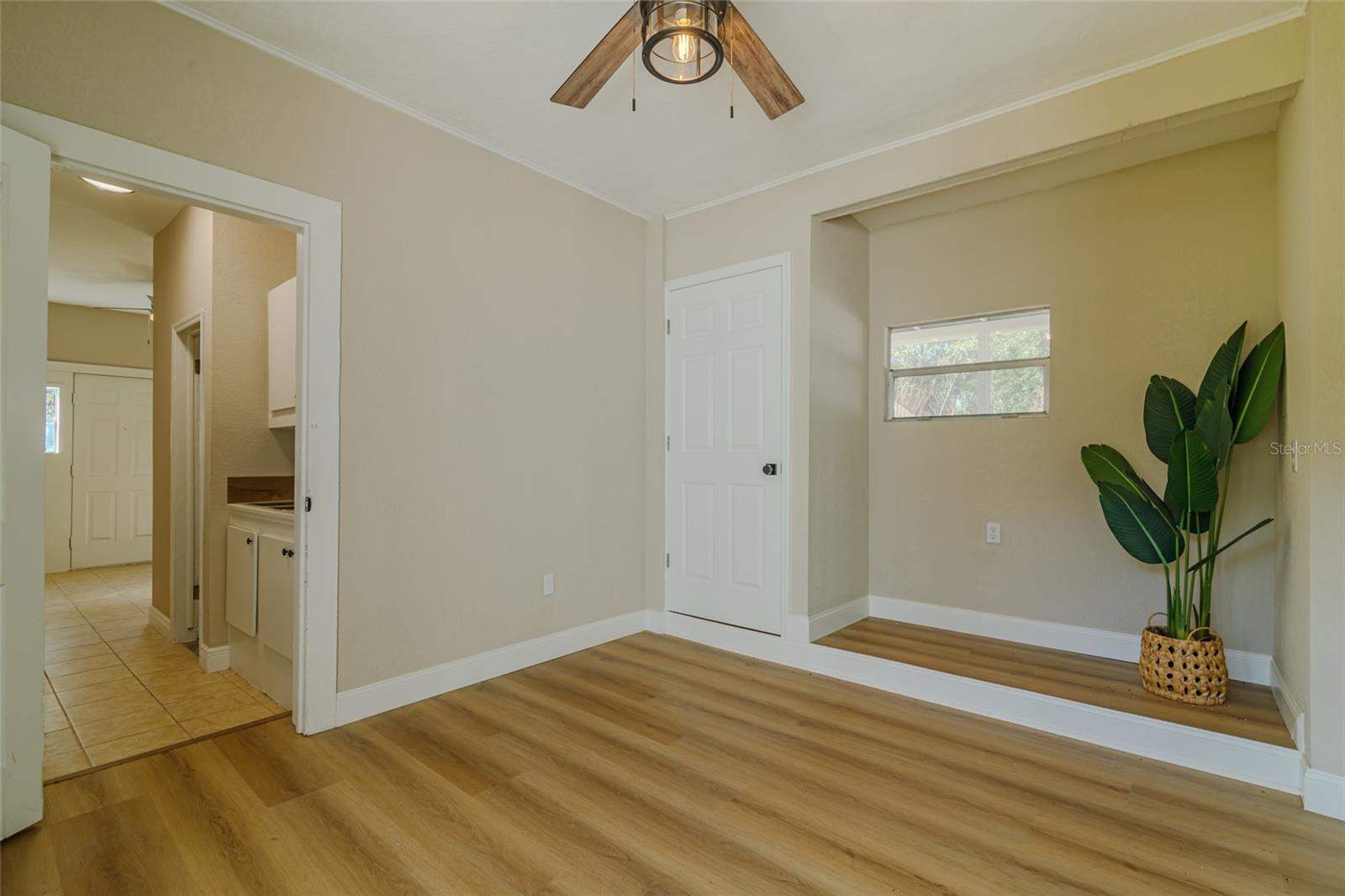 WYOMINA CREST - Residential