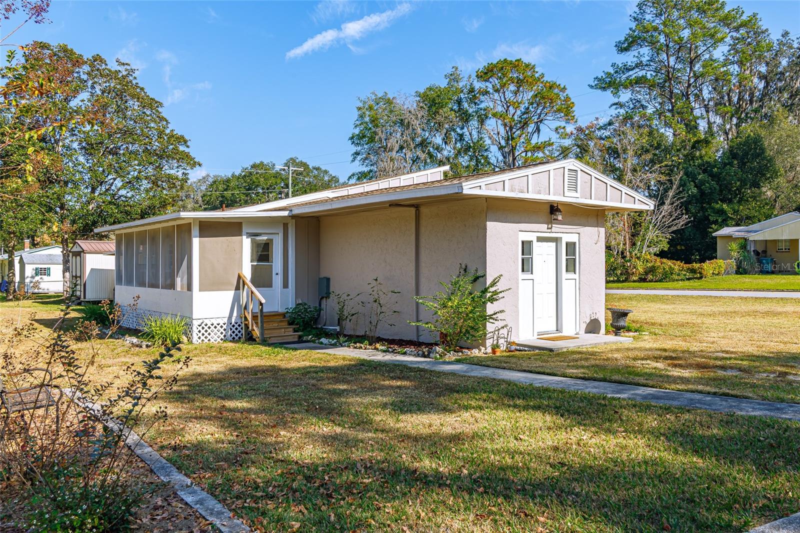 WYOMINA CREST - Residential