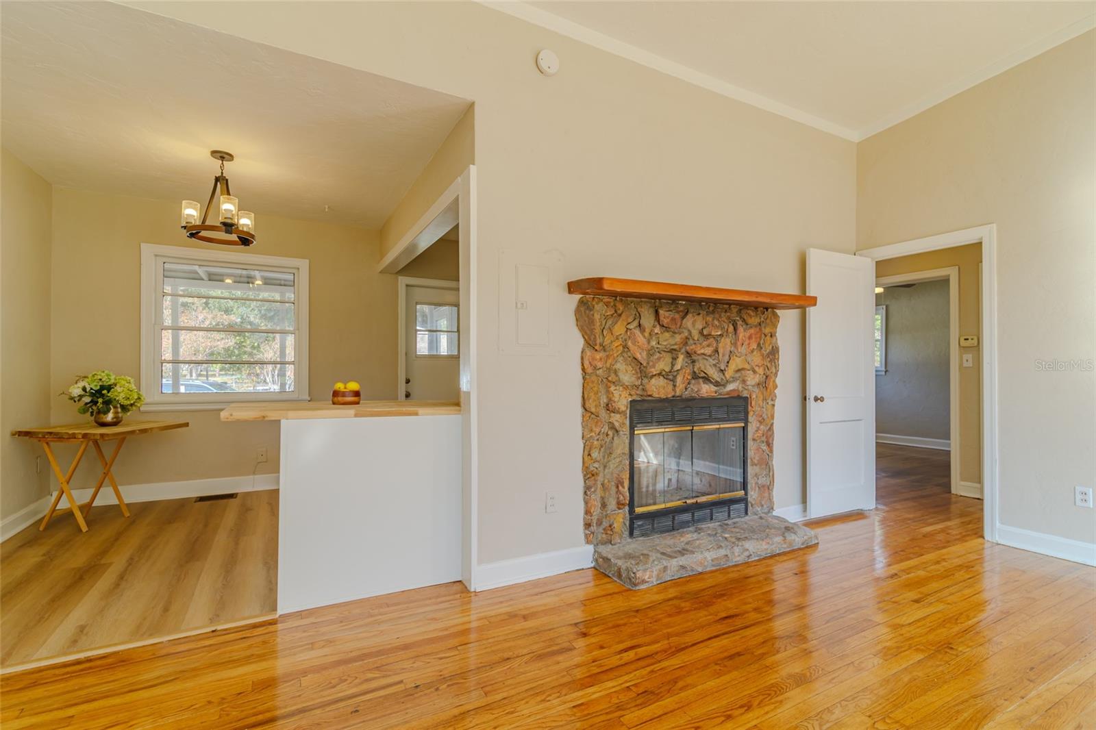 WYOMINA CREST - Residential