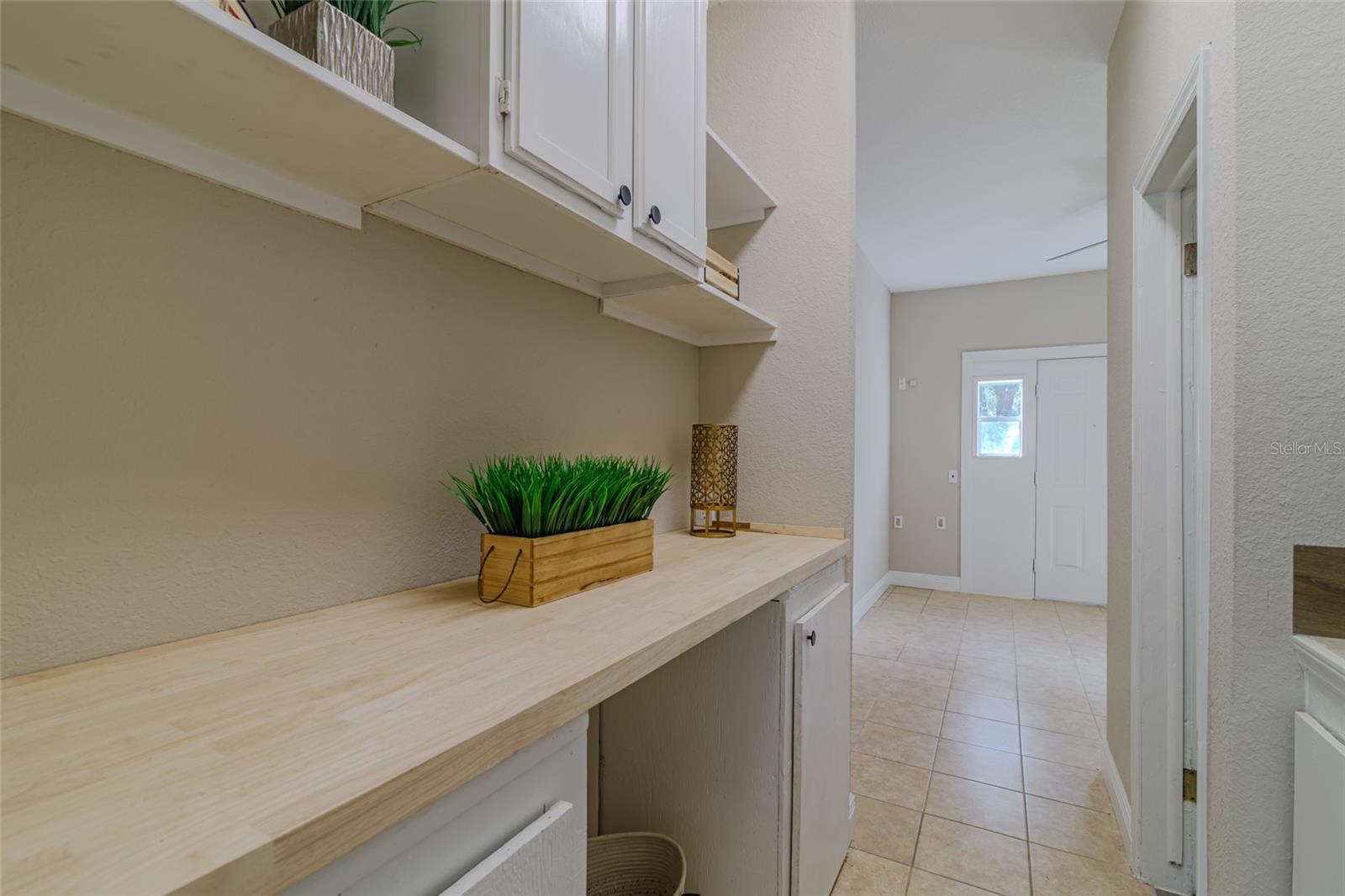 WYOMINA CREST - Residential