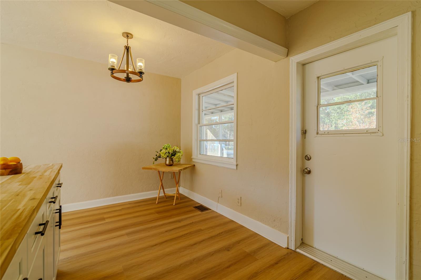 WYOMINA CREST - Residential