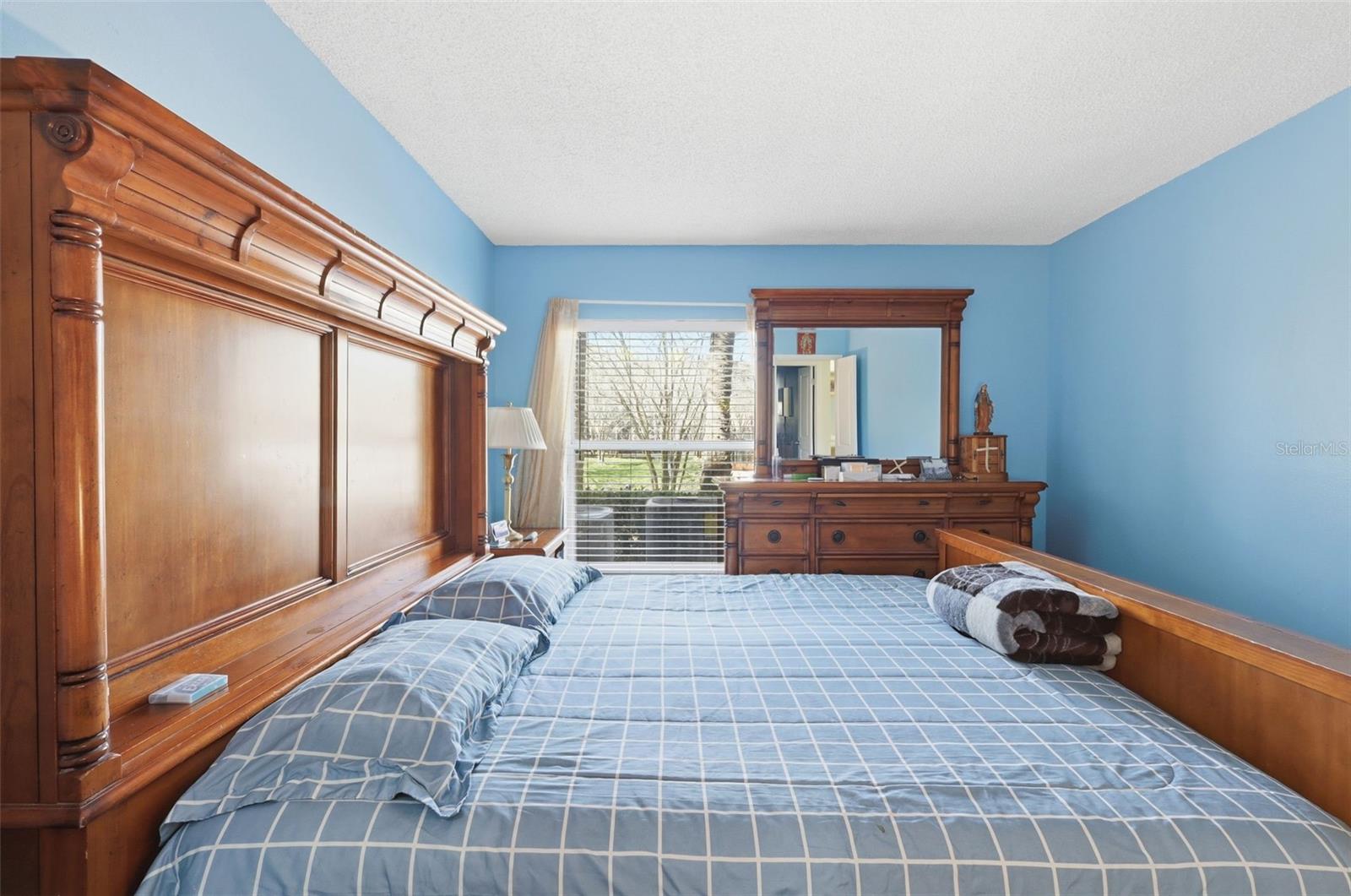 SIESTA LAGO CONDOS - Residential