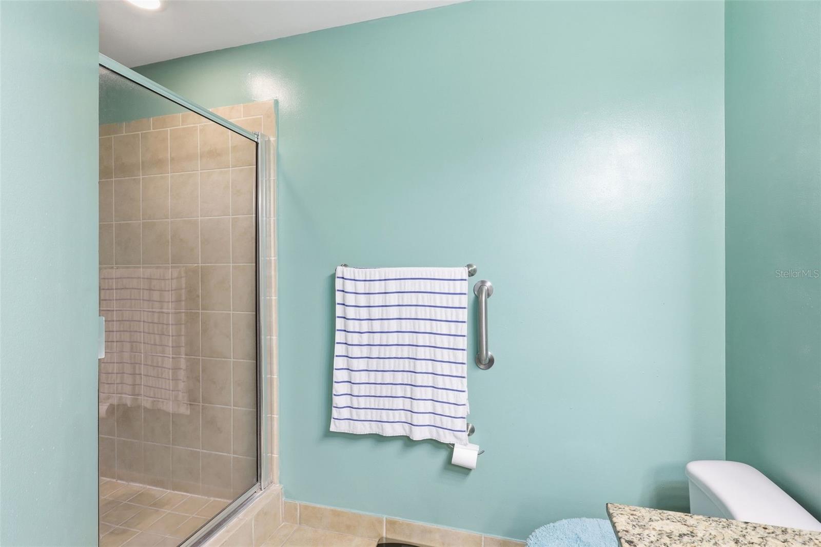 SIESTA LAGO CONDOS - Residential