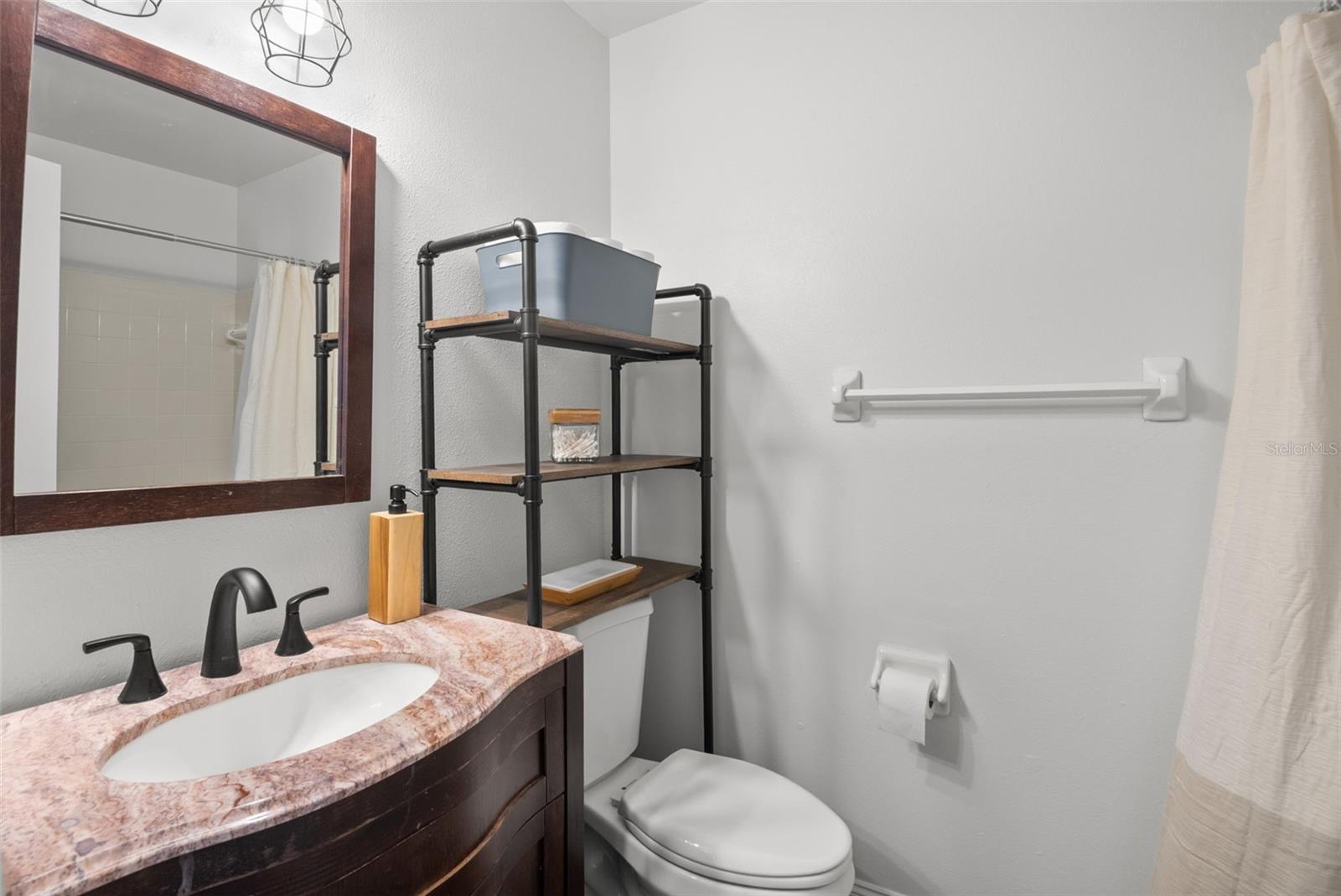 LAKE DEXTER WOODS PH 02 - Residential