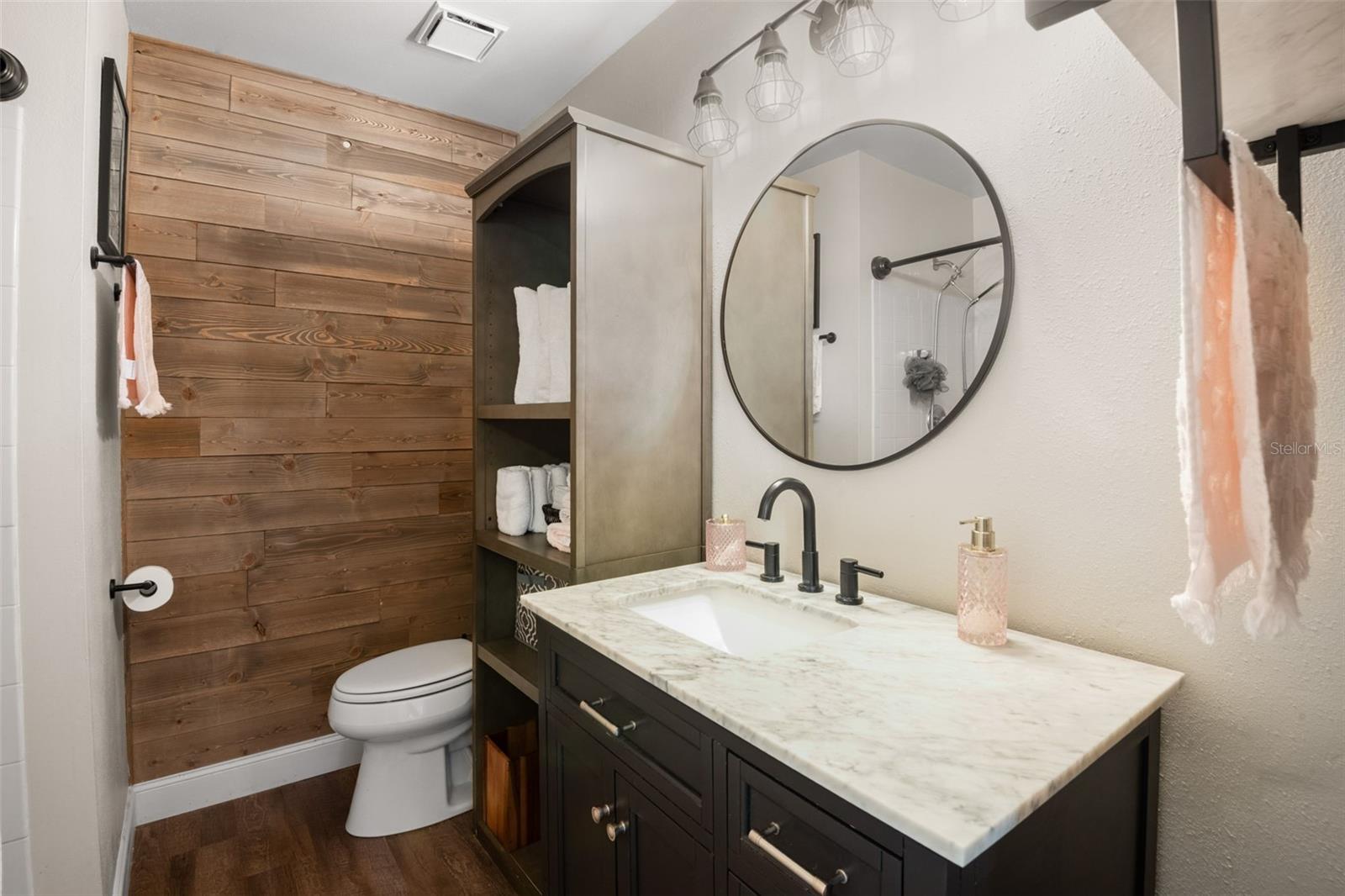 LAKE DEXTER WOODS PH 02 - Residential