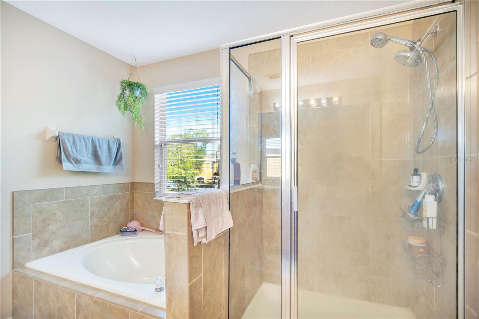 PROVENANCE - Residential