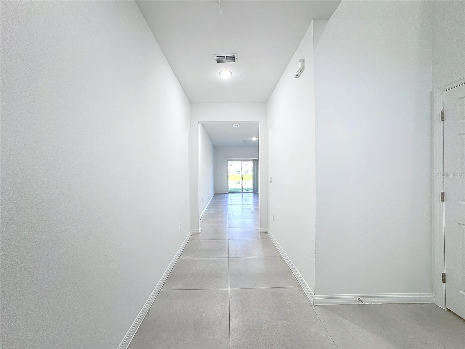 BARTON COURT - Residential Lease