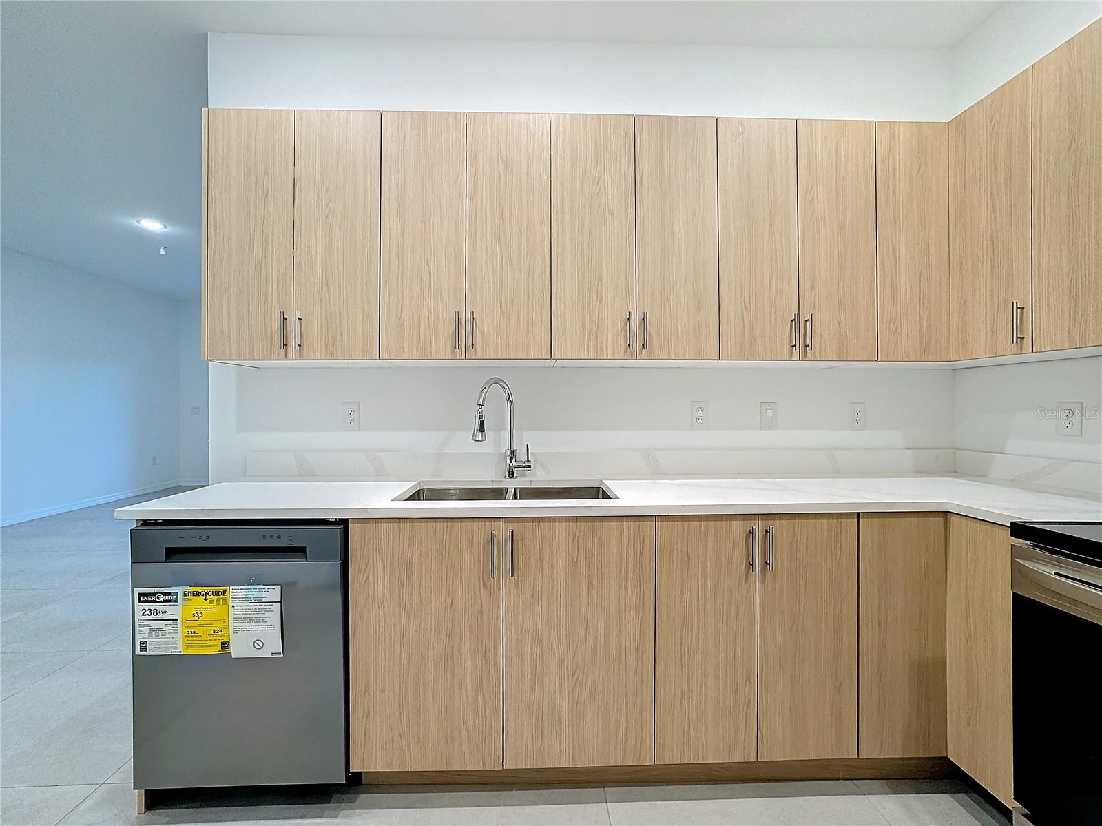 BARTON COURT - Residential Lease