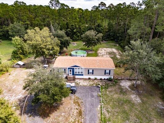 1225 HAZELNUT STREET
