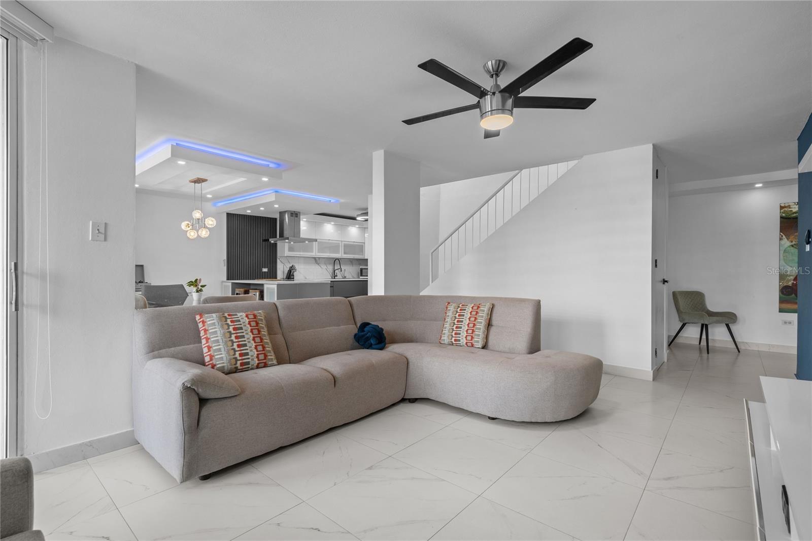 JARDINES DE MONTEHIEDRA - Residential