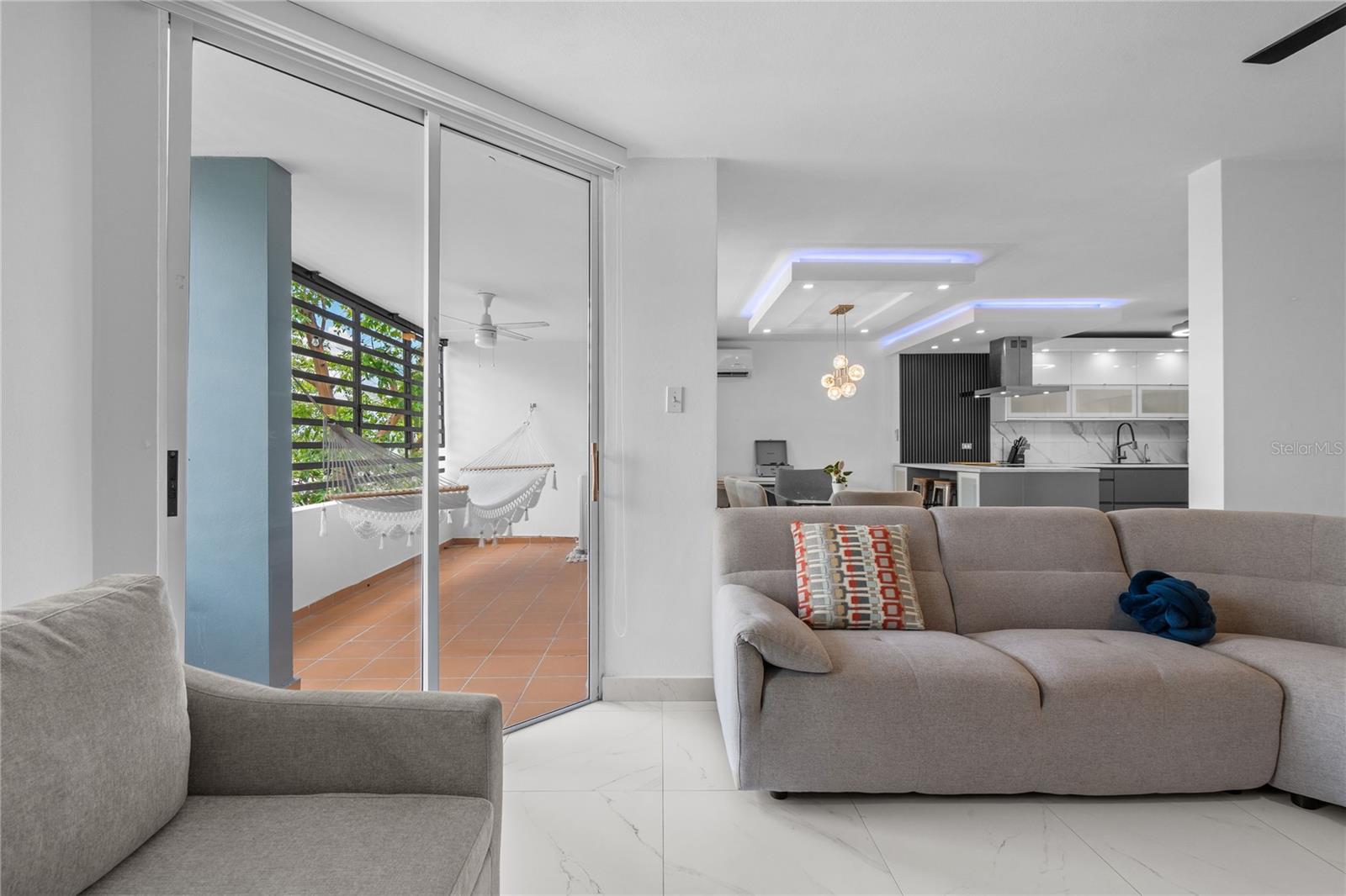 JARDINES DE MONTEHIEDRA - Residential