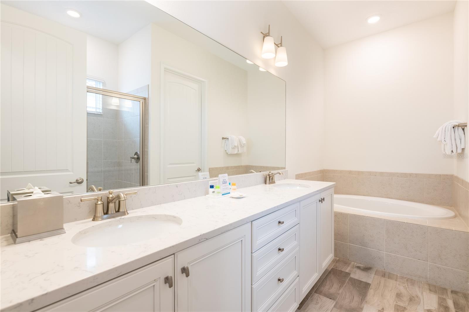 ROLLING OAKS PH 6A - Residential