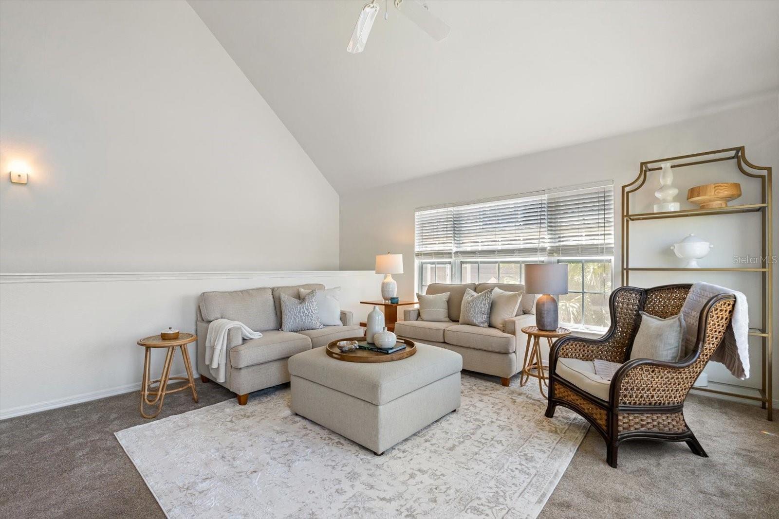 5711 SOLDIER CIRCLE 204