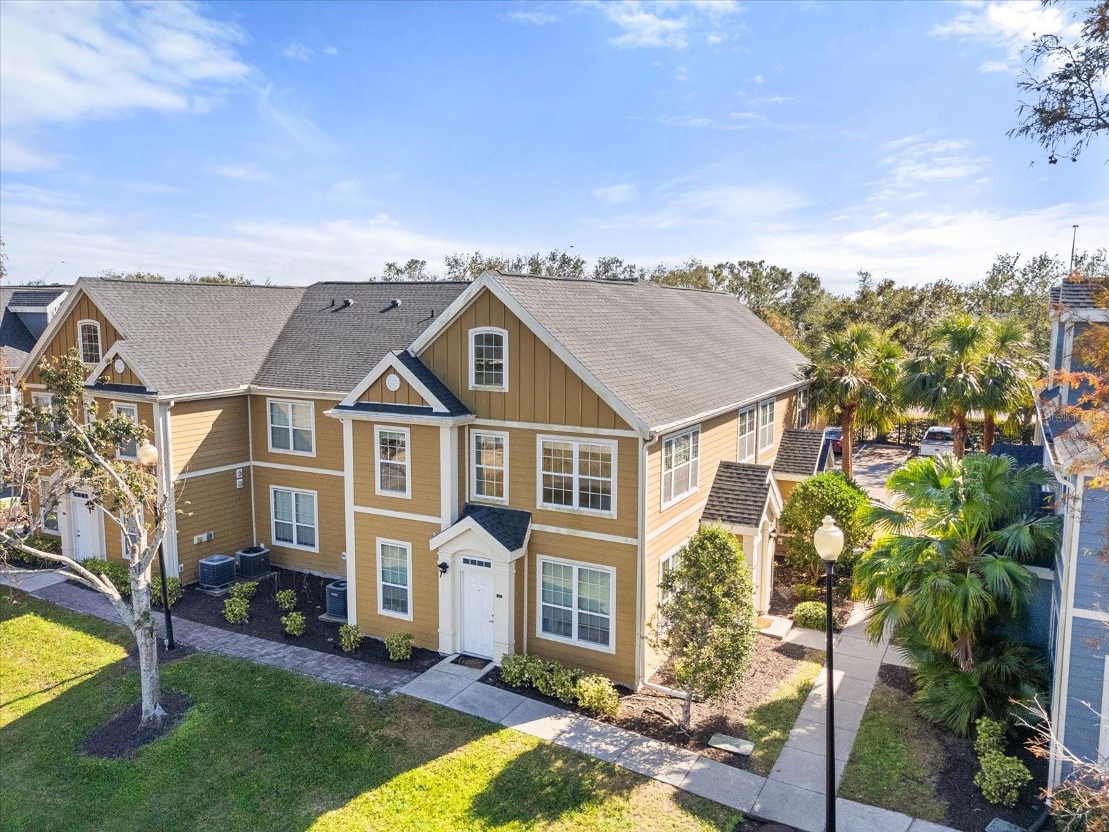 ADMIRALS WALK - Residential