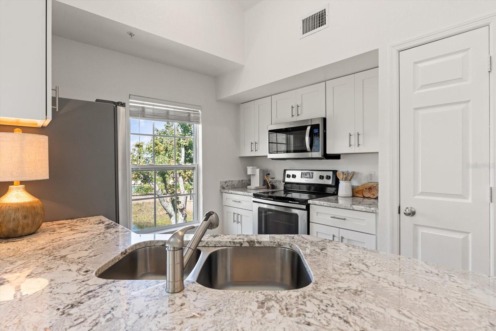 ADMIRALS WALK - Residential