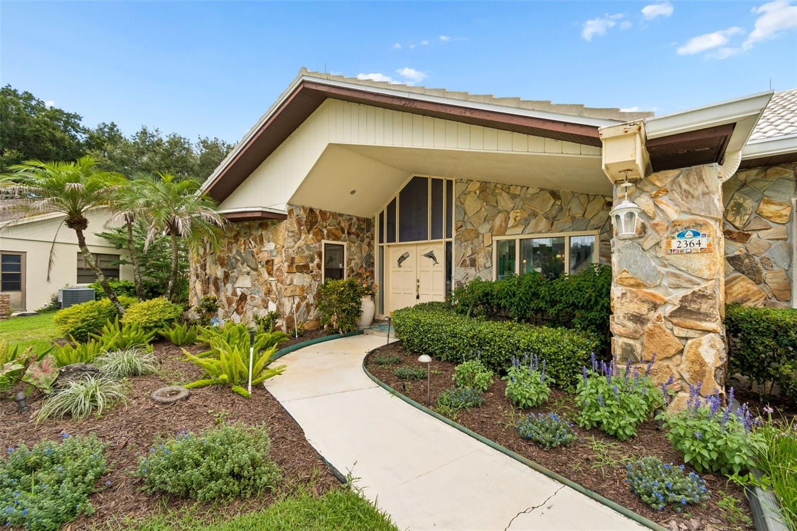 2364 VIOLET PL