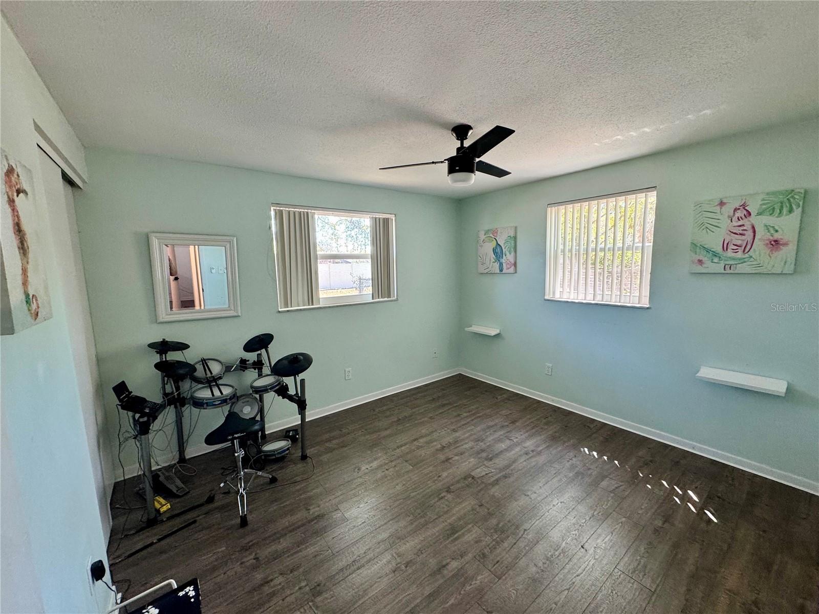 PASADENA ESTATES - Residential