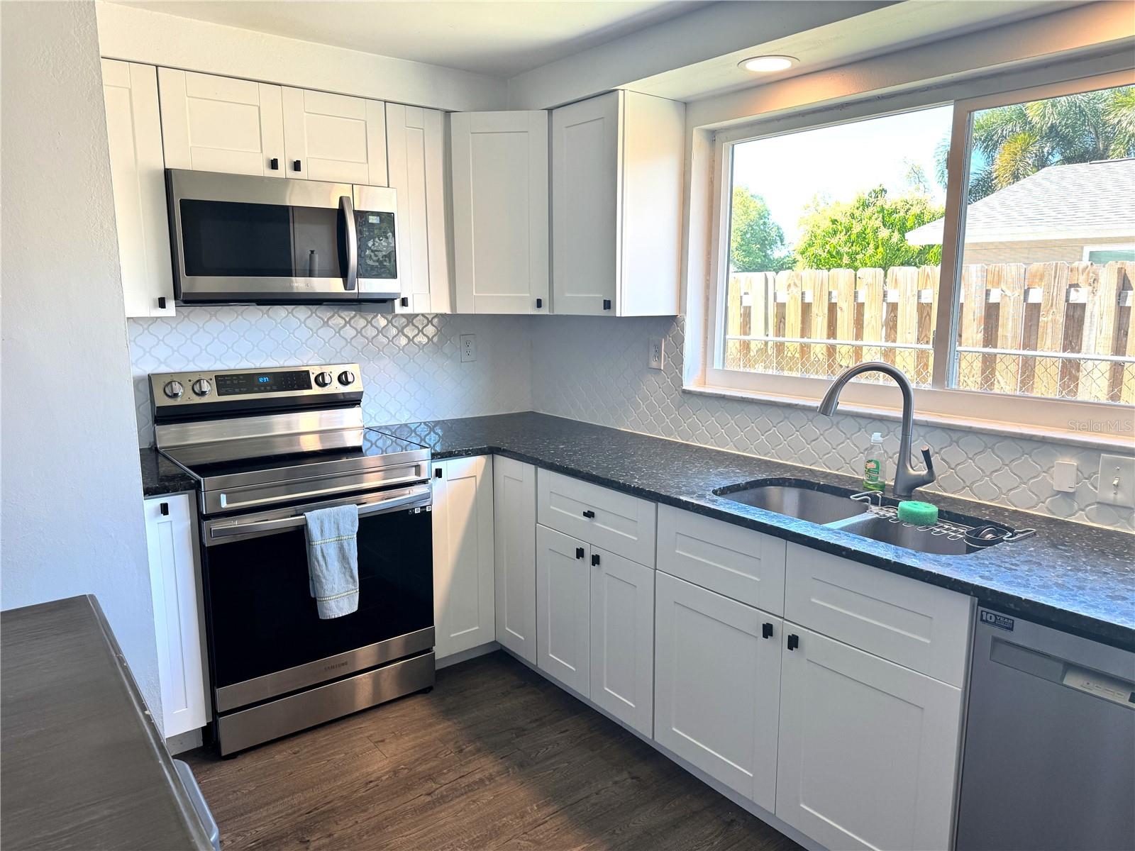 PASADENA ESTATES - Residential