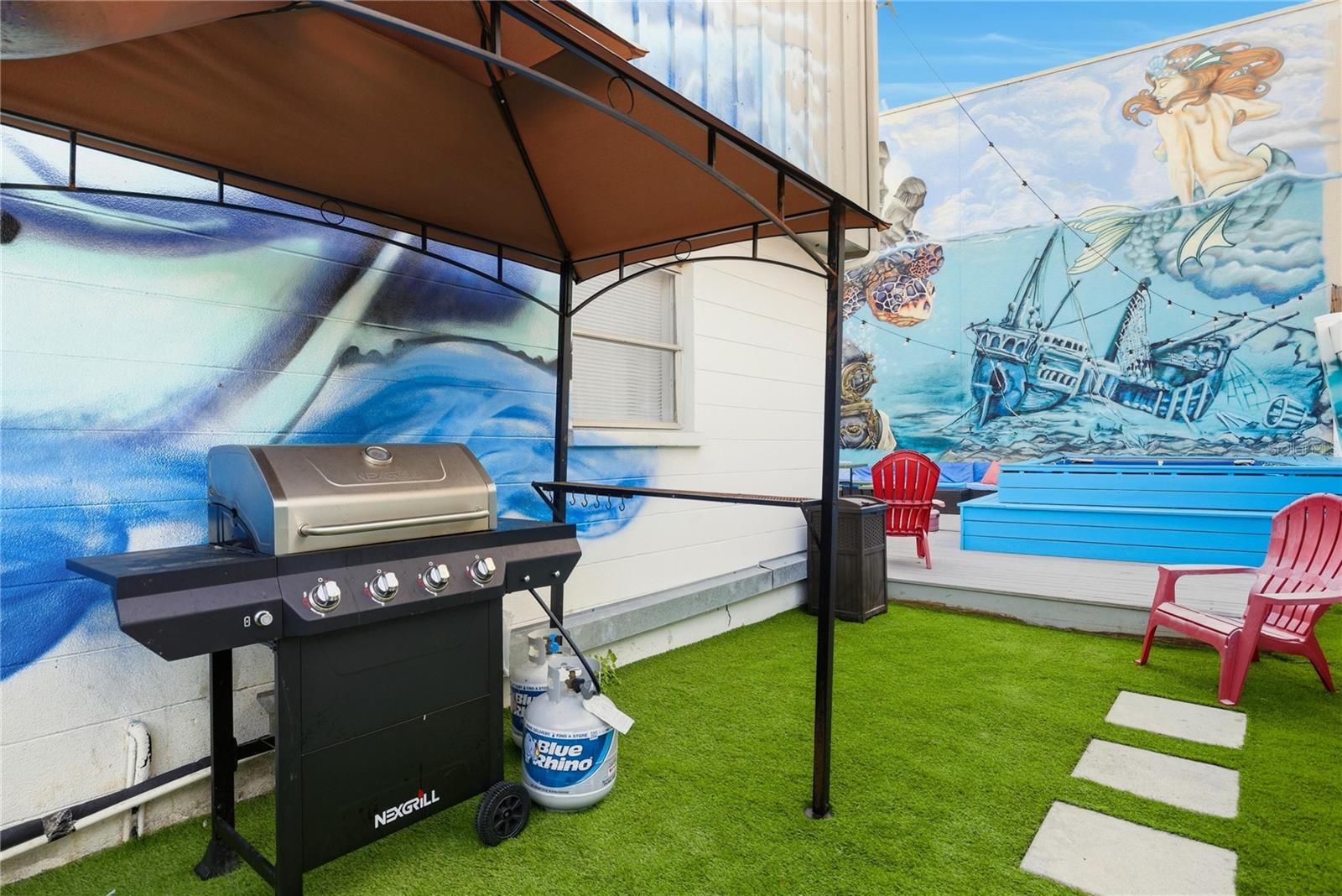 SARASOTA BEACH - Residential Income