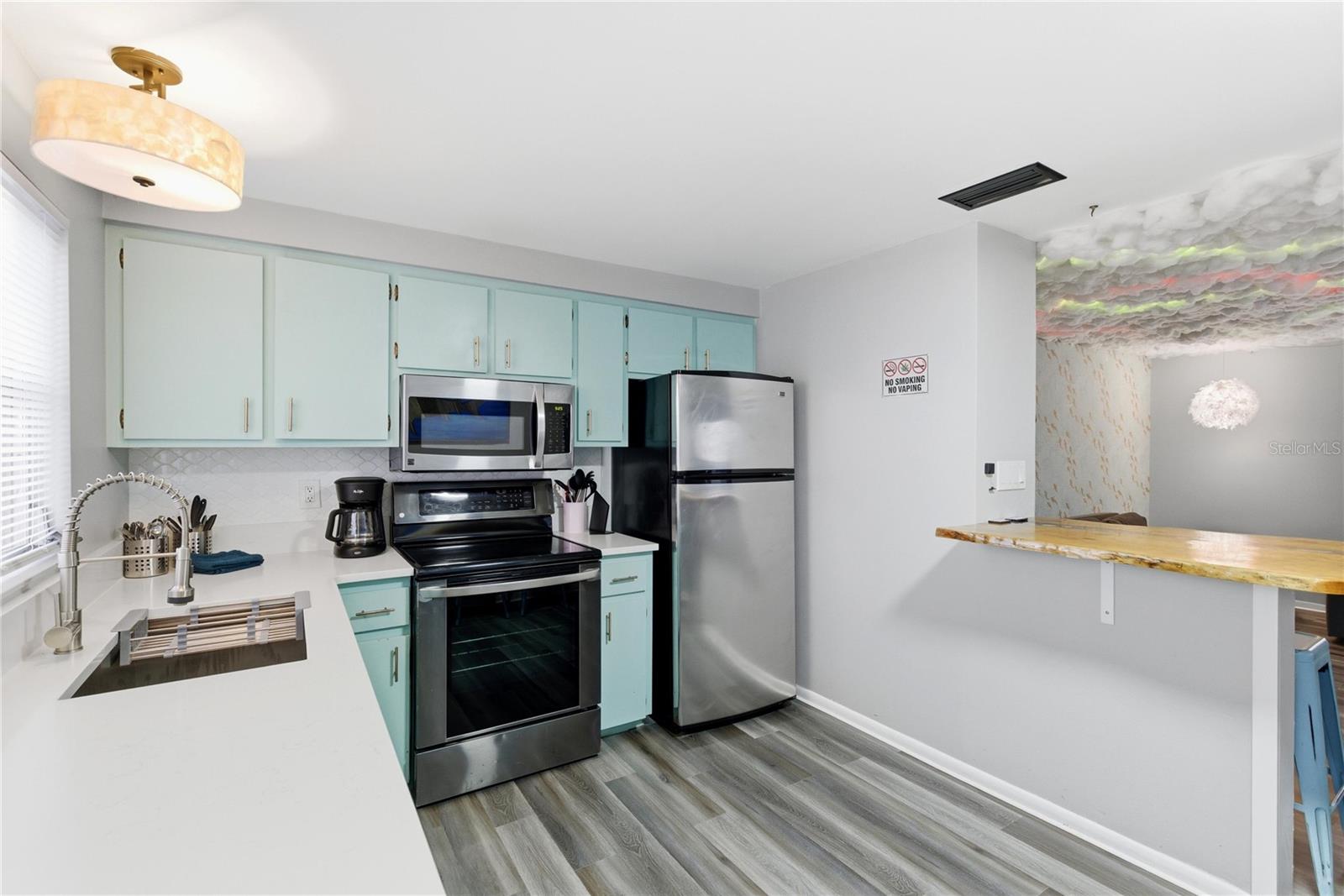 SARASOTA BEACH - Residential Income