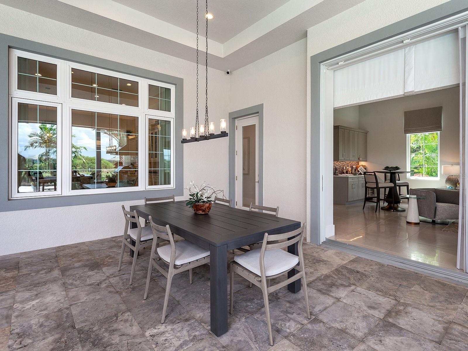 LAKE CLUB - Residential