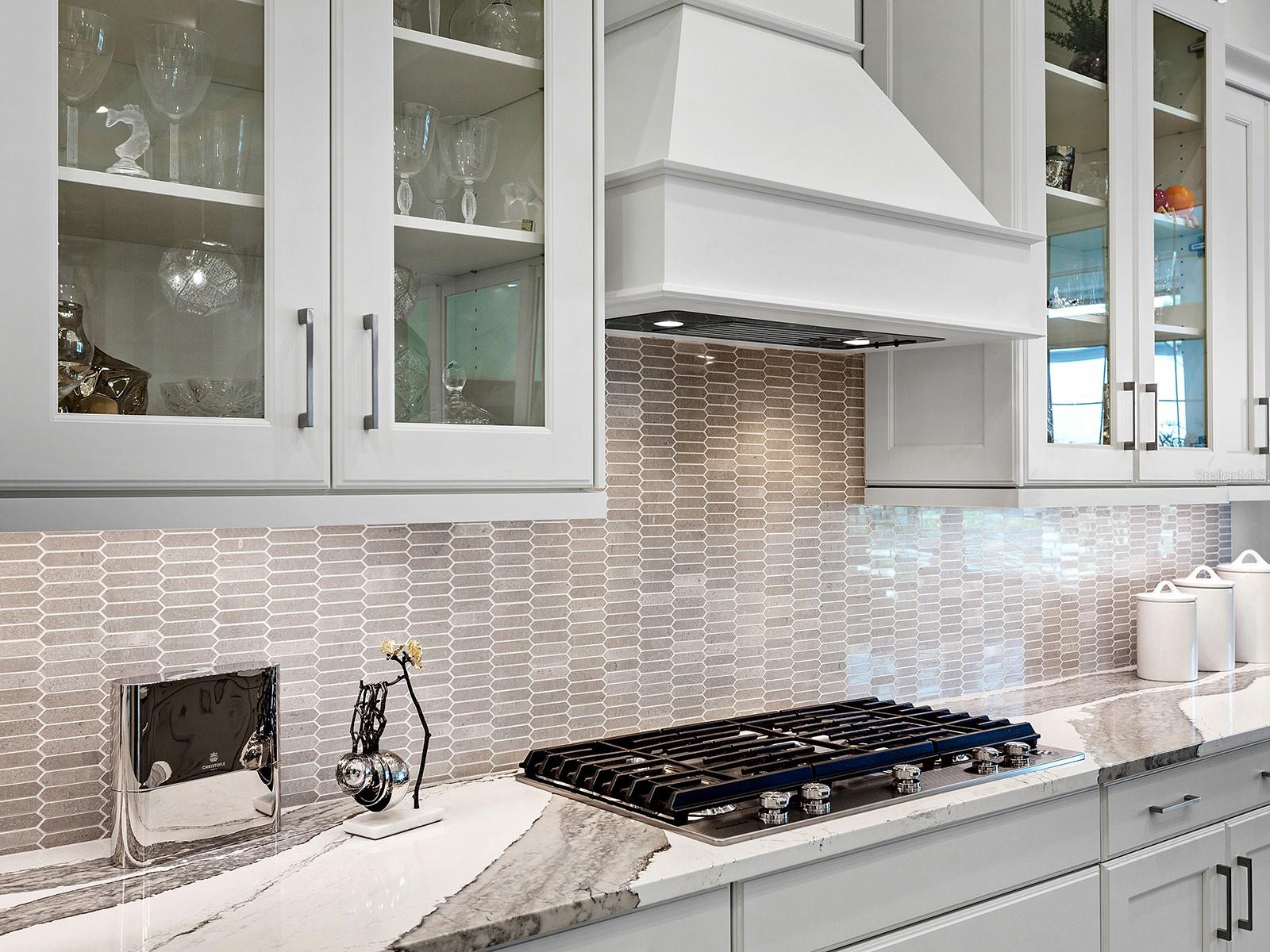 LAKE CLUB - Residential