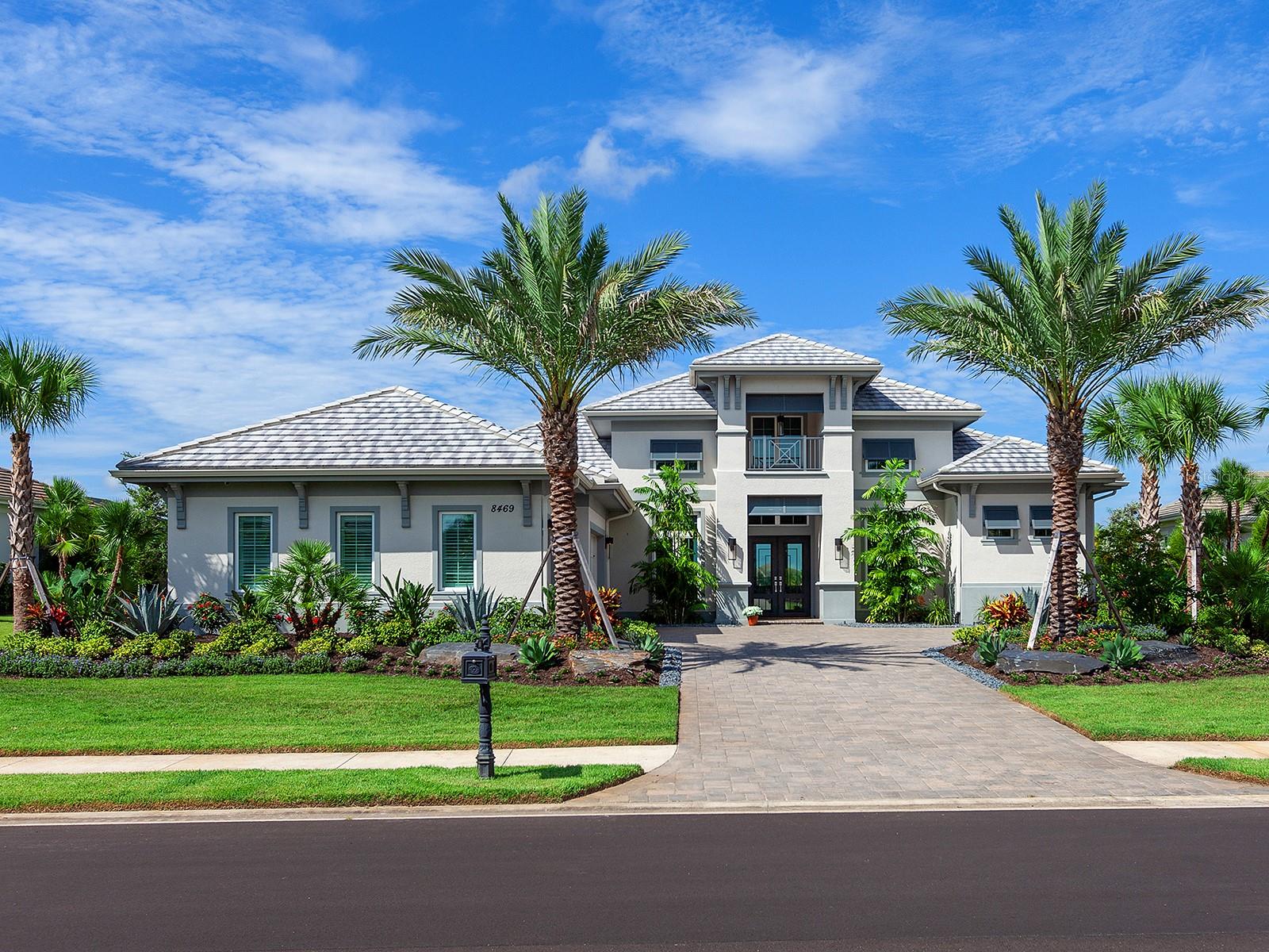 LAKE CLUB - Residential