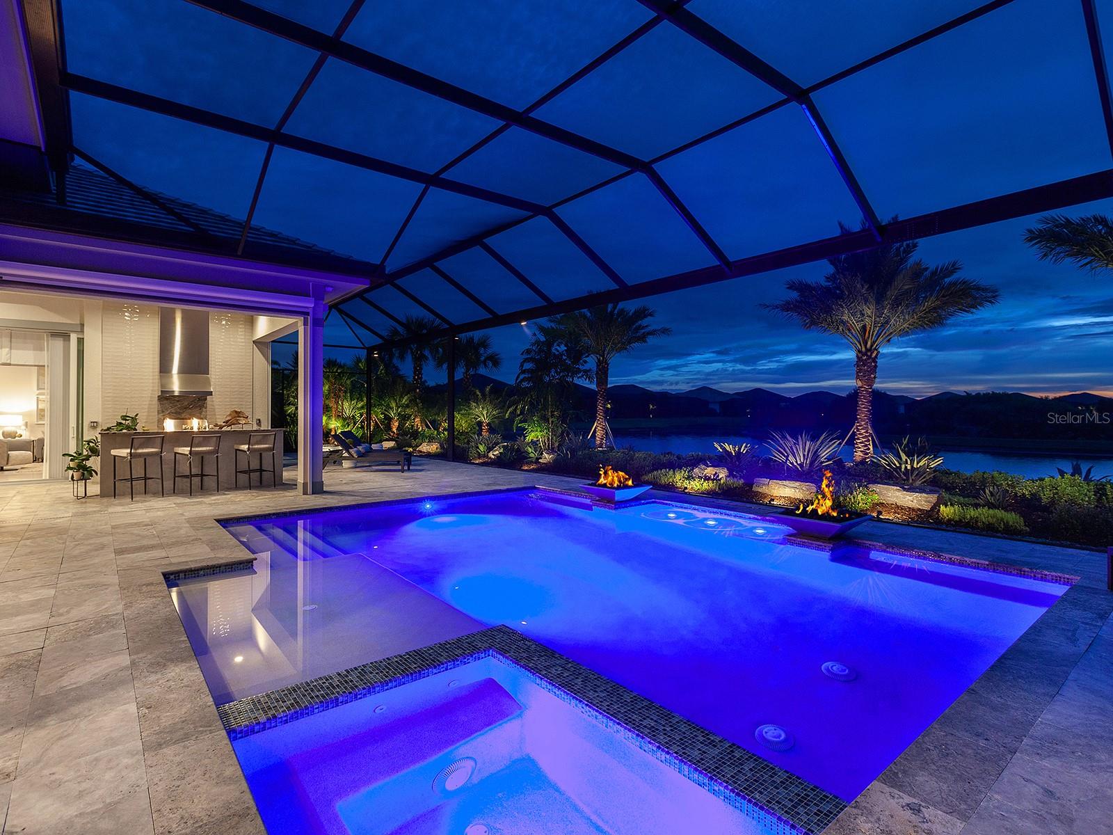 LAKE CLUB - Residential