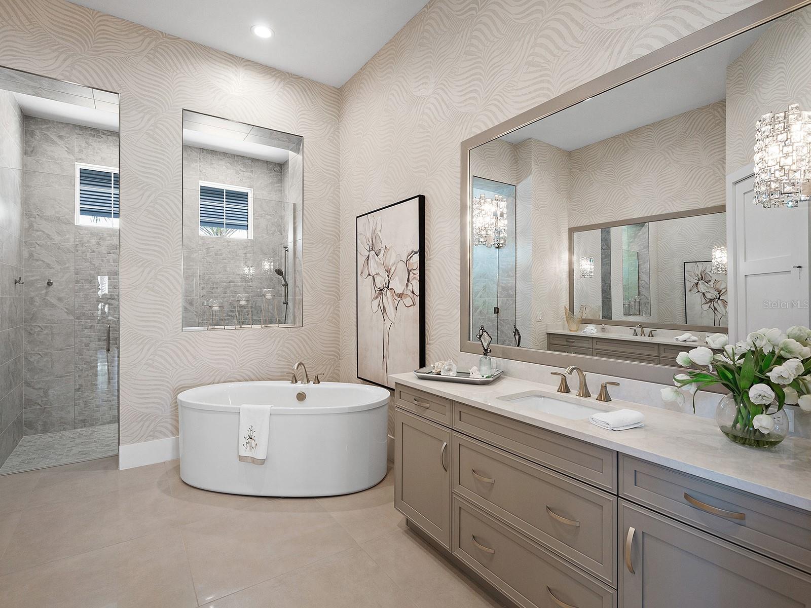 LAKE CLUB - Residential