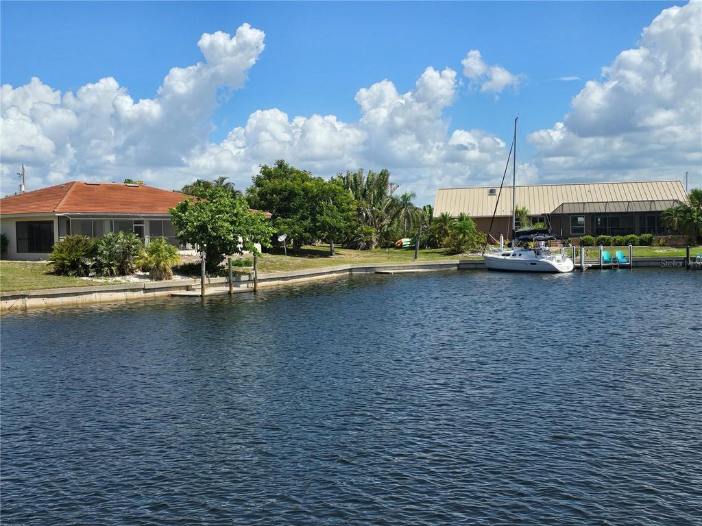 Photo of 1318 San Mateo Drive, Punta Gorda, FL 33950 (MLS # C7515390)