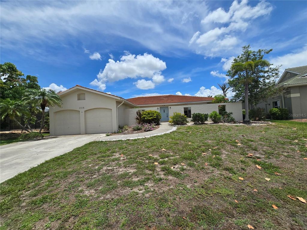 Photo of 1318 San Mateo Drive, Punta Gorda, FL 33950 (MLS # C7515390)