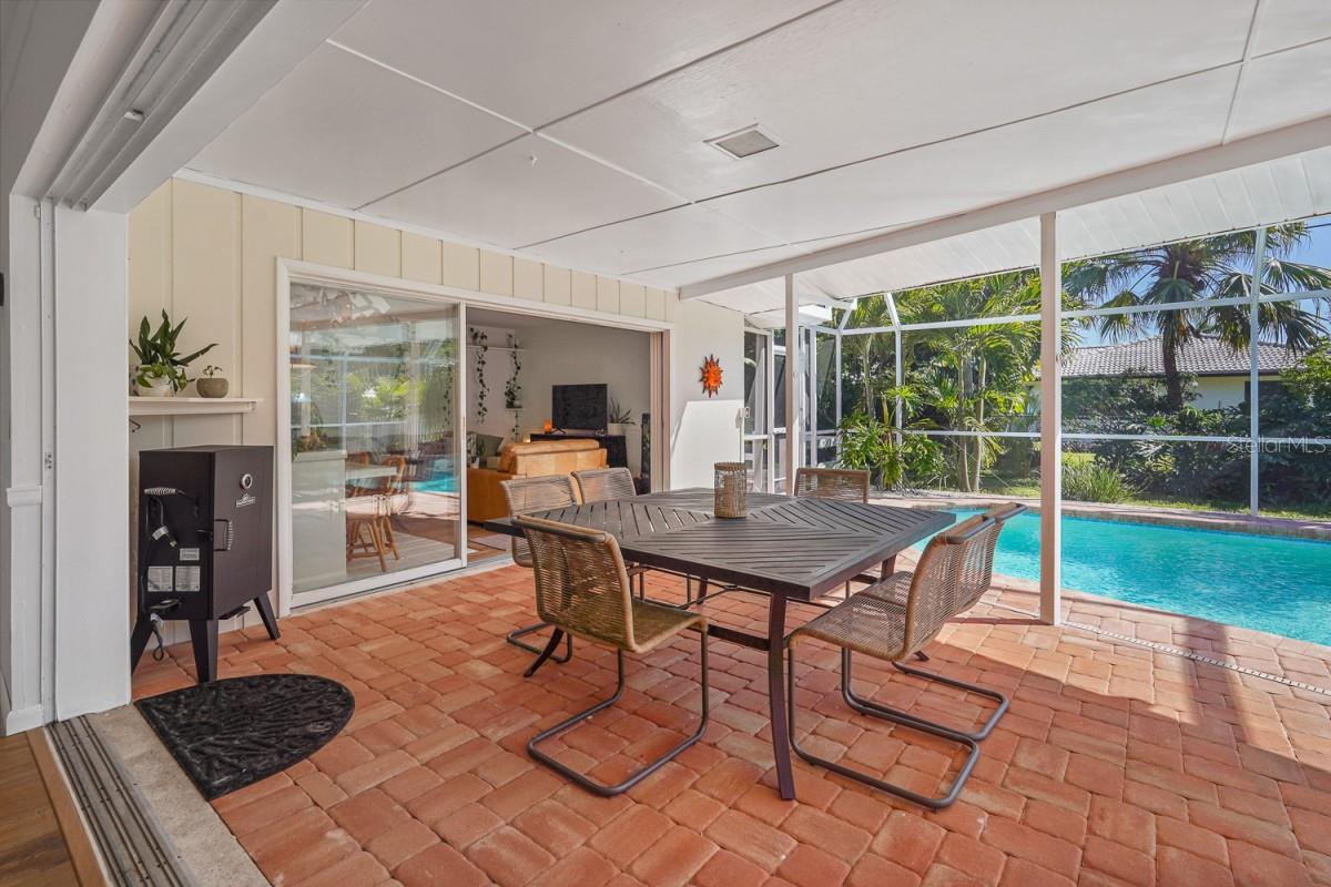 SORRENTO EAST - Residential