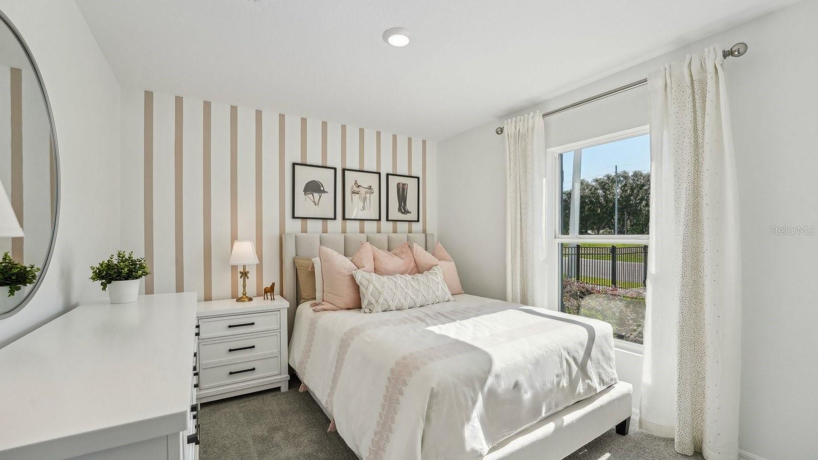 OAKFIELD LAKES - Residential